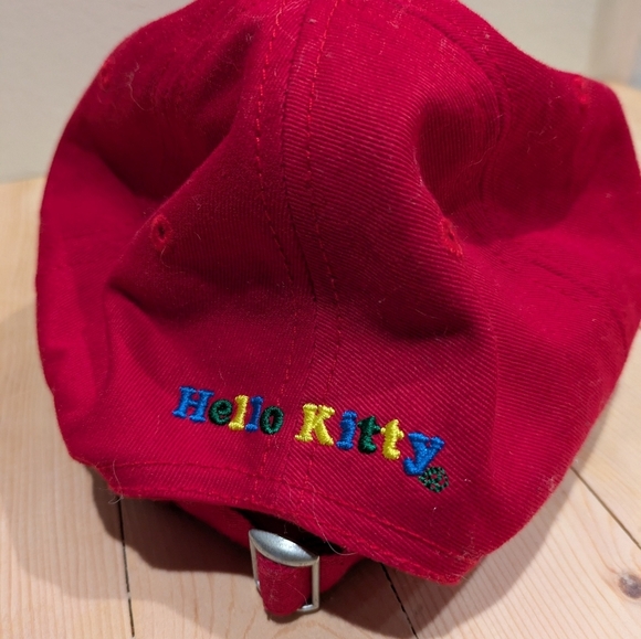 Hello Kitty Vibrant Red Hat - Picture 3 of 6